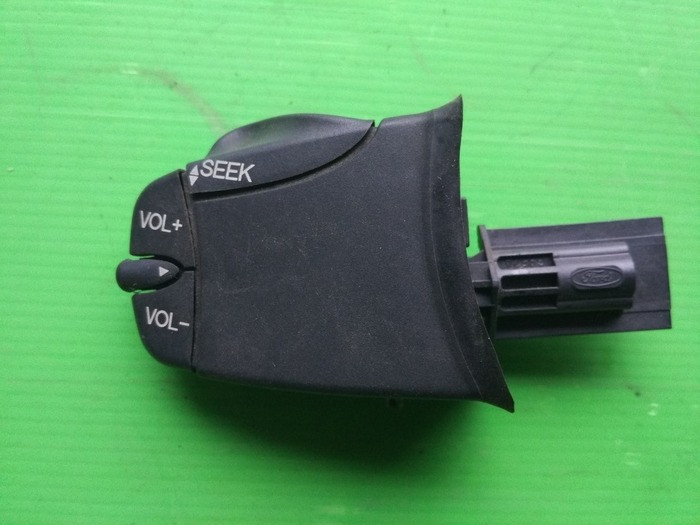 Підрульовий перемикач аудіосистеми 98AB-14K147-AC Форд Мондео 3 універсал Вінниця - зображення 1