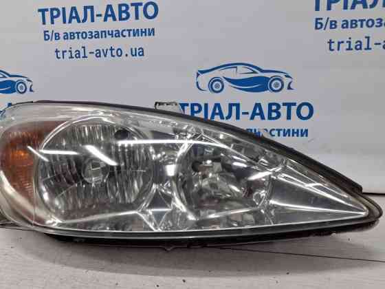 Фара правая галоген Toyota Camry 2001-2006 8113033440 (Арт. 68098) Киев