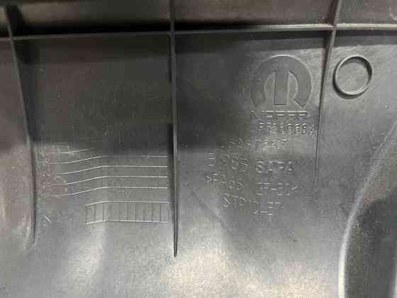 Декоративная крышка ДВС Jeep Compass 2016-2020 68272926AA (Арт. 74052) Киев