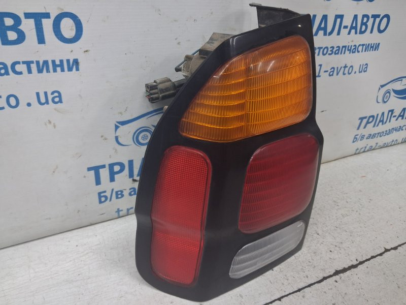 Фонарь задний внешний левый Mitsubishi Pajero Sport 1996-2008 MR496373 (Арт. 84660) Киев - изображение 1