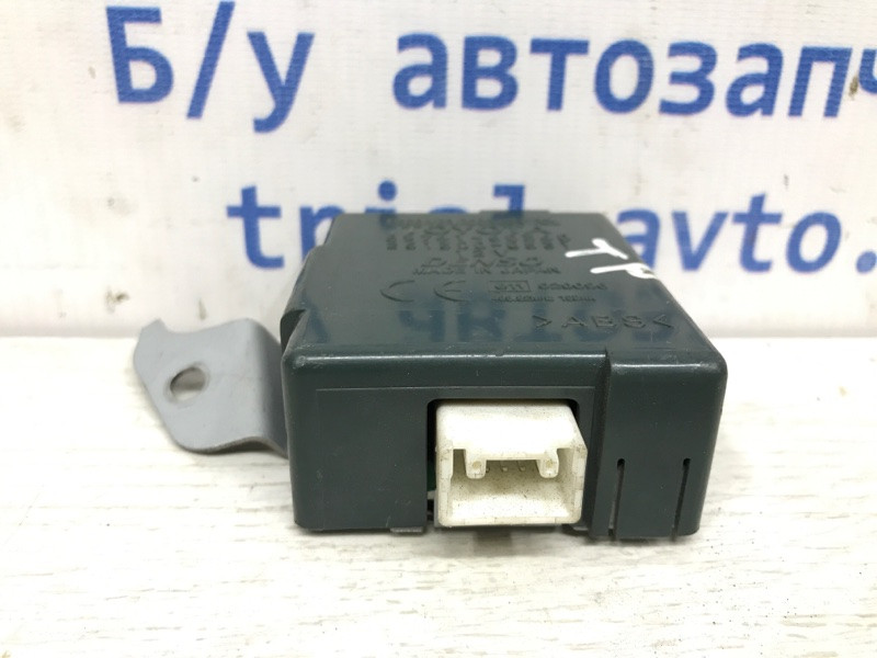 Блок управления центральным замком Toyota Prado J120 3.0 DIESEL 1KDFTV 2002 (б/у) Киев - изображение 2