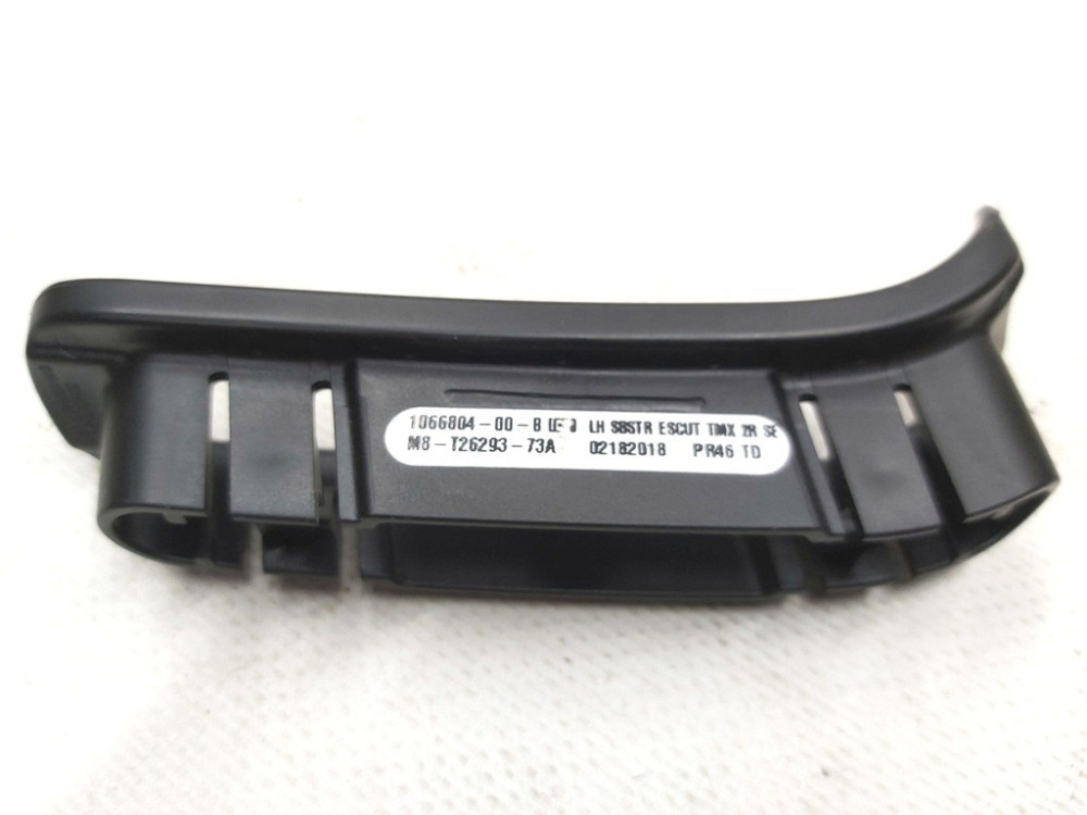 Кронштейн декоративной накладки ремня безопасности 2-го ряда сиденья левого Tesla model X 1066804-00 Київ - зображення 3