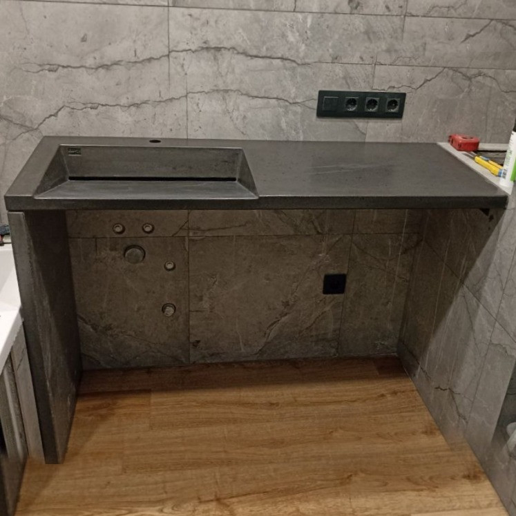 Тонкий бетонний умивальник графіт з опорою - лофт у ванну на замовлення Львів - зображення 1