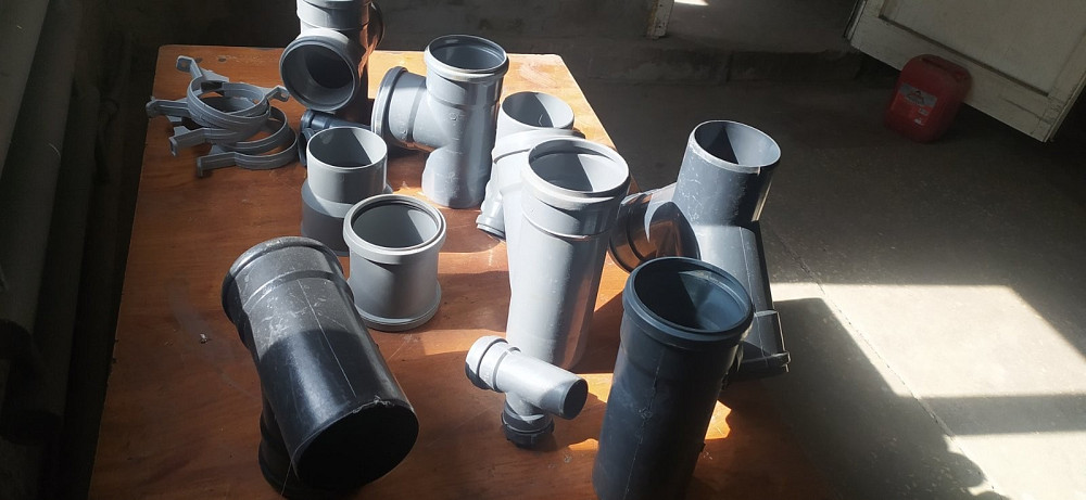 Сантехника, трубопроводная арматура, пластиковые в больших количествах переходы и тройники пластико Харків - зображення 1