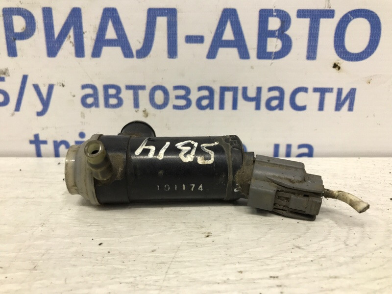 Насос омывателя стекла Subaru Outback 2009-2015 86611AG220 (Арт. 56990) Київ - зображення 1