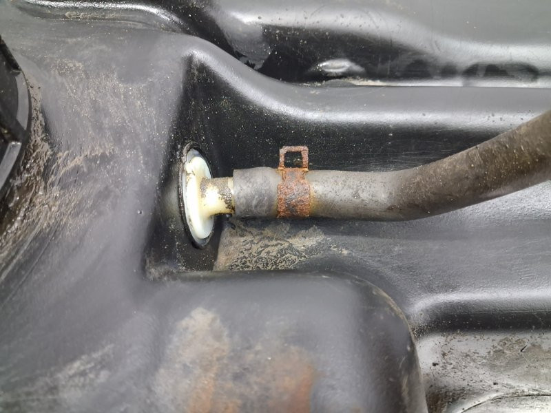 Бак топливный пластик Nissan Pathfinder R51 2.5 DIESEL YD25DDTI 2004 (б/у) Київ - зображення 6