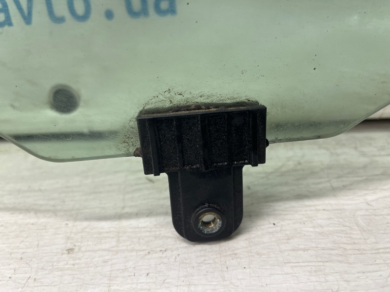 Стекло двери переднее правое Kia Sportage SL 1.7 DIESEL D4FD 2010 (б/у) Київ - зображення 3