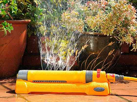 Дождеватель / ороситель HoZelock 2976 спринклерный прямоугольный Pro 210 м² Киев