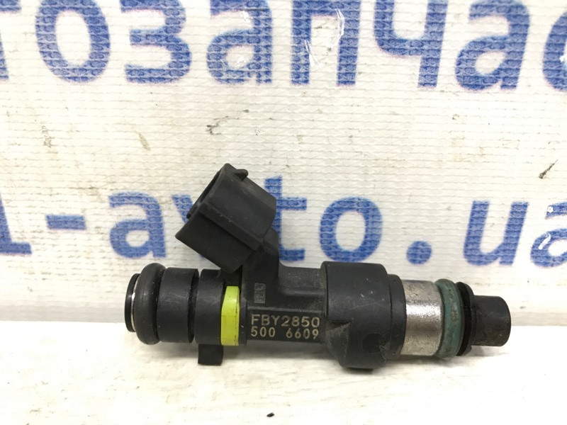 Форсунка топливная Nissan Qashqai J10 2.0 БЕНЗИН MR20DE 2006 (б/у) Киев - изображение 1