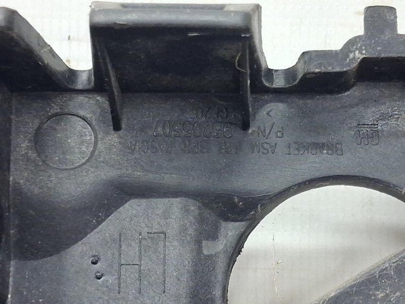 Кронштейн бампера передний левый Chevrolet Captiva C140 2.2 DIESEL Z22D1 2006 (б/у) Киев - изображение 4