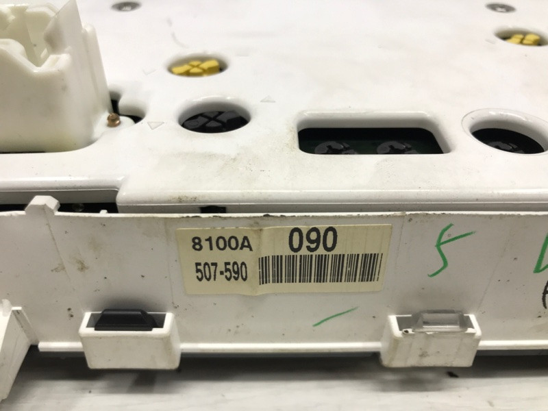 Приборная панель Mitsubishi Outlander CU 2.4 БЕНЗИН 4G69 2003 (б/у) Киев - изображение 5