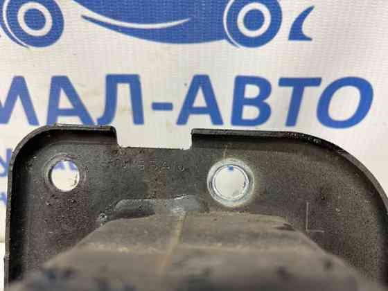 Кронштейн усилителя заднего бампера Nissan Qashqai J11 1.6 DIESEL R9M 2013 лев. (б/у) Киев