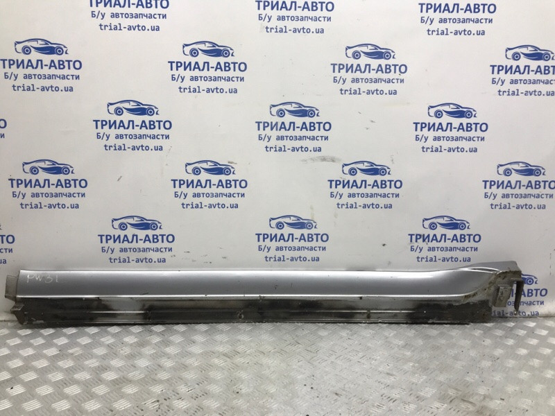 Накладка порога внешняя левая Mitsubishi Pajero Wagon 3 3.2 ДИЗЕЛЬ 4M41 1999 (б/у) Киев - изображение 1