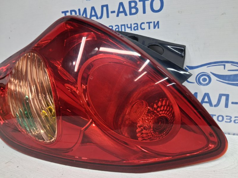 Фонарь задний внешний правый SsangYong Korando C200 2.0 DIESEL D20DT 2010 (б/у) Київ - зображення 3