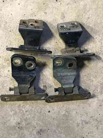 Бу петля двери левая верх, правая низ Renault Laguna 1, 8200014672 Кропивницький