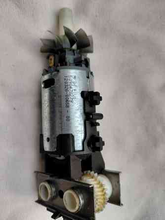 Продам міксер Бош б/у на запчастини Київ