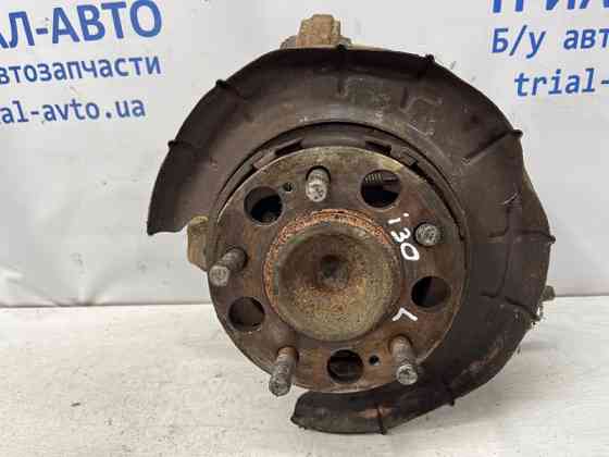 Цапфа задняя левая со ступицей Hyundai I30 2007-2012 527102H000 (Арт. 76819) Киев