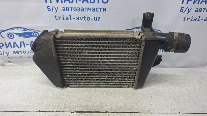 Радиатор интеркуллера Mitsubishi L200 KB 2.5 ДИЗЕЛЬ 4D56U 2006 (б/у) Київ - зображення 4