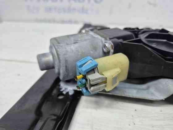 Стеклоподъемник передний правый Chevrolet Cruze J300 1.8 2009 (б/у) Киев