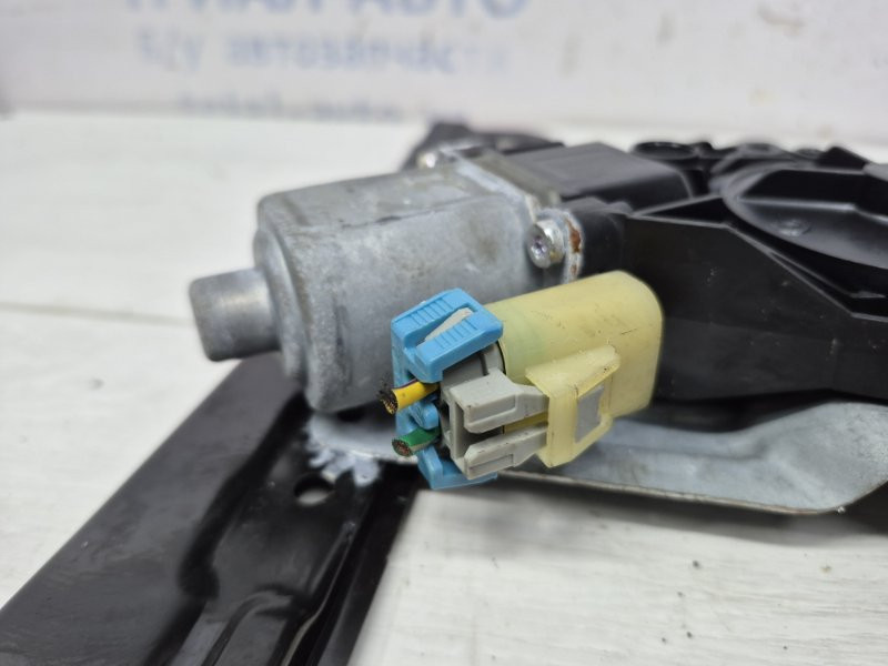 Стеклоподъемник передний правый Chevrolet Cruze J300 1.8 2009 (б/у) Киев - изображение 4