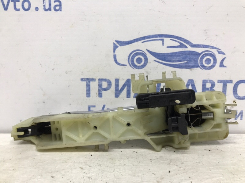 Ручка двери внешняя передняя левая Kia Sportage SL 1.7 DIESEL D4FD 2010 (б/у) Киев - изображение 3