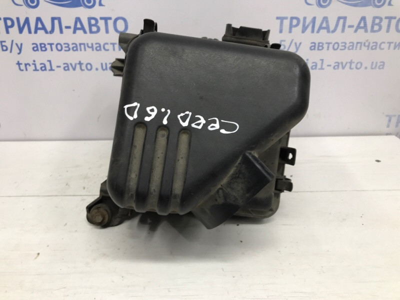 Корпус воздушного фильтра Kia Ceed ED 1.6 DIESEL D4FB 2006 (б/у) Киев - изображение 4