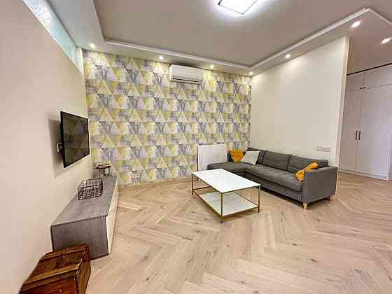 долгосрочная аренда 3-к квартира Киев, Печерский, 1100 $/мес. Київ