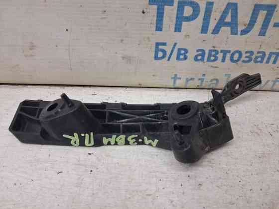 Кронштейн бампера передний правый Mazda 3 2013-2019 BHN1500T1F (Арт. 86231) Киев