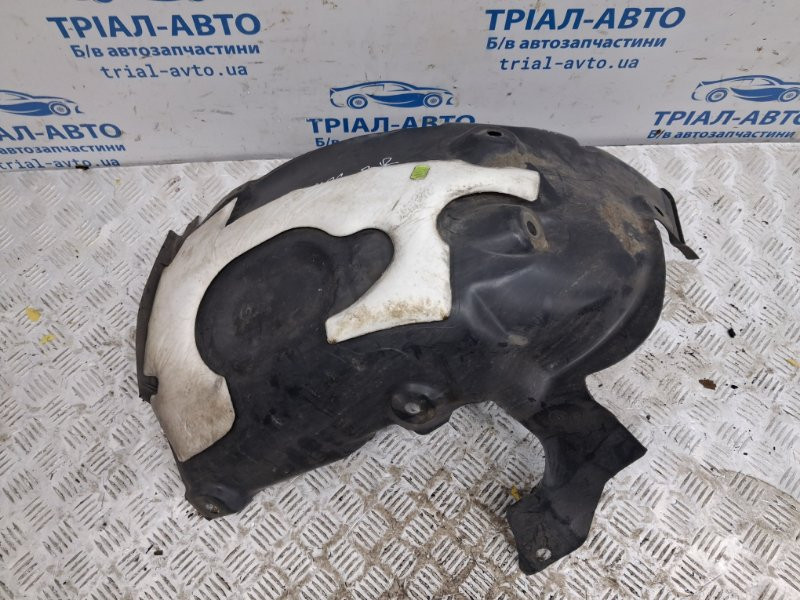 Подкрылок передний правый Renault Megane 3 1.5 DIESEL K9K 2008 (б/у) Київ - зображення 2