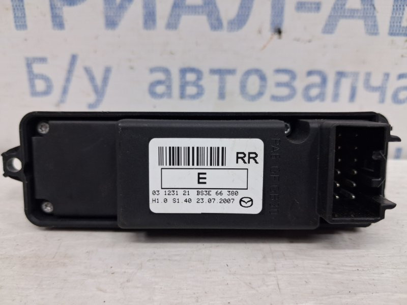 Кнопка стеклоподъемника Mazda 3 BK 1.6 БЕНЗИН Z6 2003 (б/у) Київ - зображення 3