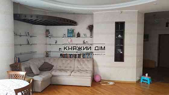 Продаж 4-кімнатної квартири біля метро «Осокорки» | вул. Срібнокільська, 14А Київ