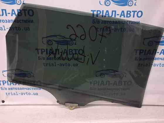 Стекло двери заднее левое Kia Sorento UM 2.4 БЕНЗИН G4KJ 2014 (б/у) Киев