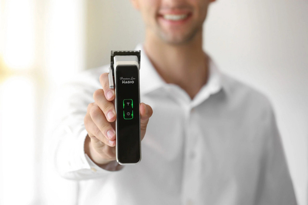 Машинка для стрижки волос Magio MG-585 5 Вт черная Київ - зображення 2