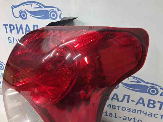 Фонарь задний внешний правый Toyota Avensis 2002-2010  (Арт. 78393) Киев