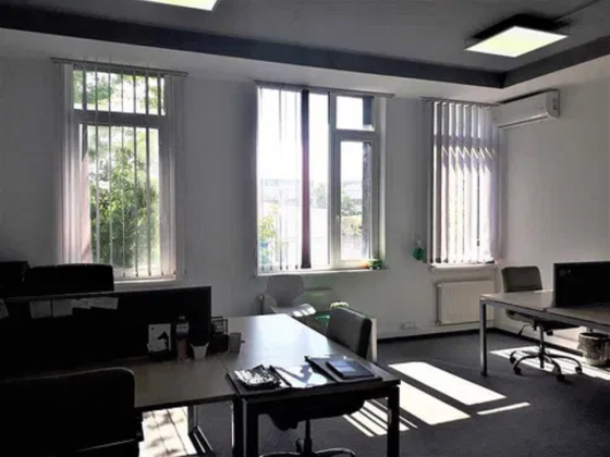 Дарниця метро,вул Тороповського 2, офіс 36м Киев