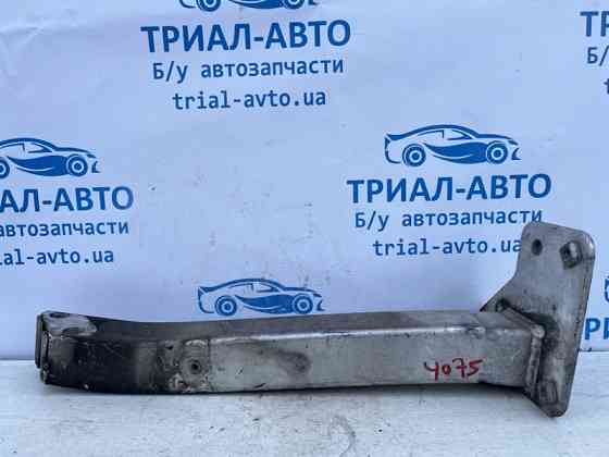 Кронштейн усилителя переднего бампера Jeep Cherokee KL 2.4 БЕНЗИН ED6 2013 прав. (б/у) Киев