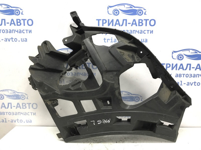 Кронштейн бампера передний левый Renault Megane III 1.5 DIESEL K9K 2008 (б/у) Киев - изображение 1