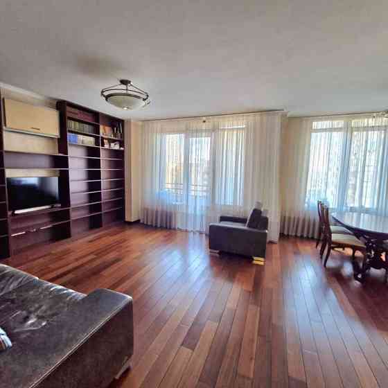 продажа 3-к квартира Киев, Голосеевский, 380000 $ Киев