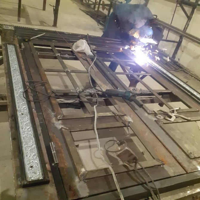 Металлические ворота в Кривом Роге Кривий Ріг - зображення 9