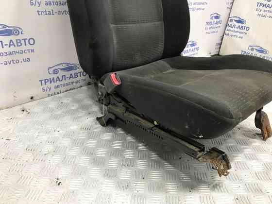 Сиденье переднее левое Mitsubishi Pajero Sport K9 2.5 DIESEL 4D56 1996 (б/у) Киев