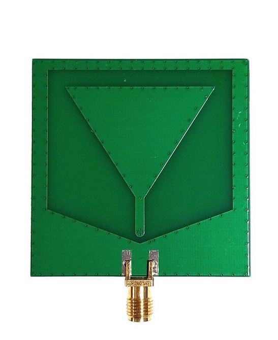 UWB-антенна 2260-3220MHz/4130MHz-10.5GHz 7dBi, до 40W, SMA-female, 50х50 мм Дніпро - зображення 1