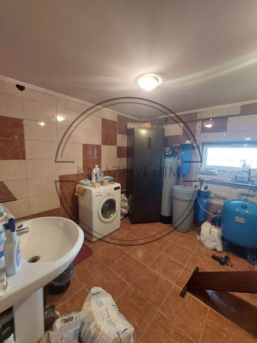 Продаж 3-х поверхового будинку в смт Калинівка. № 2211648 Київ - зображення 10