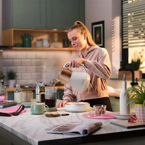 Электрочайник Russell Hobbs Calm 27450-70 1.7 л бежевый Київ - зображення 3