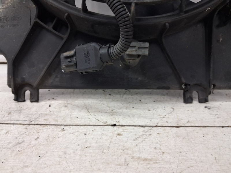 Вентилятор радиатора Kia Sorento BL 2.5 DIESEL D4CB 2002 (б/у) Киев - изображение 4