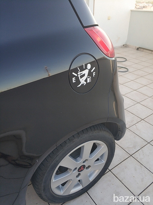 Наклейка на авто на крышку бака авто Черная Бориспіль - зображення 6