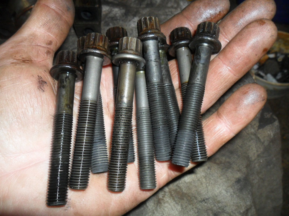 Mazda FS0110352, Болти бугелів Мазда Премасі 1.8-2.0, 16V, оригінал Вінниця - зображення 2