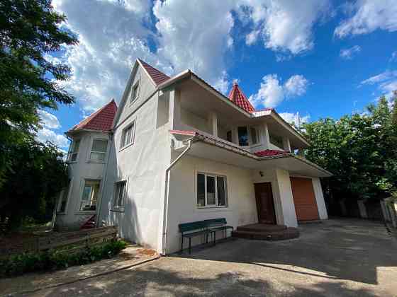 Продаж будинок 308м2 у Гатному біля метро Теремки, 10 хвилин пішки Киев