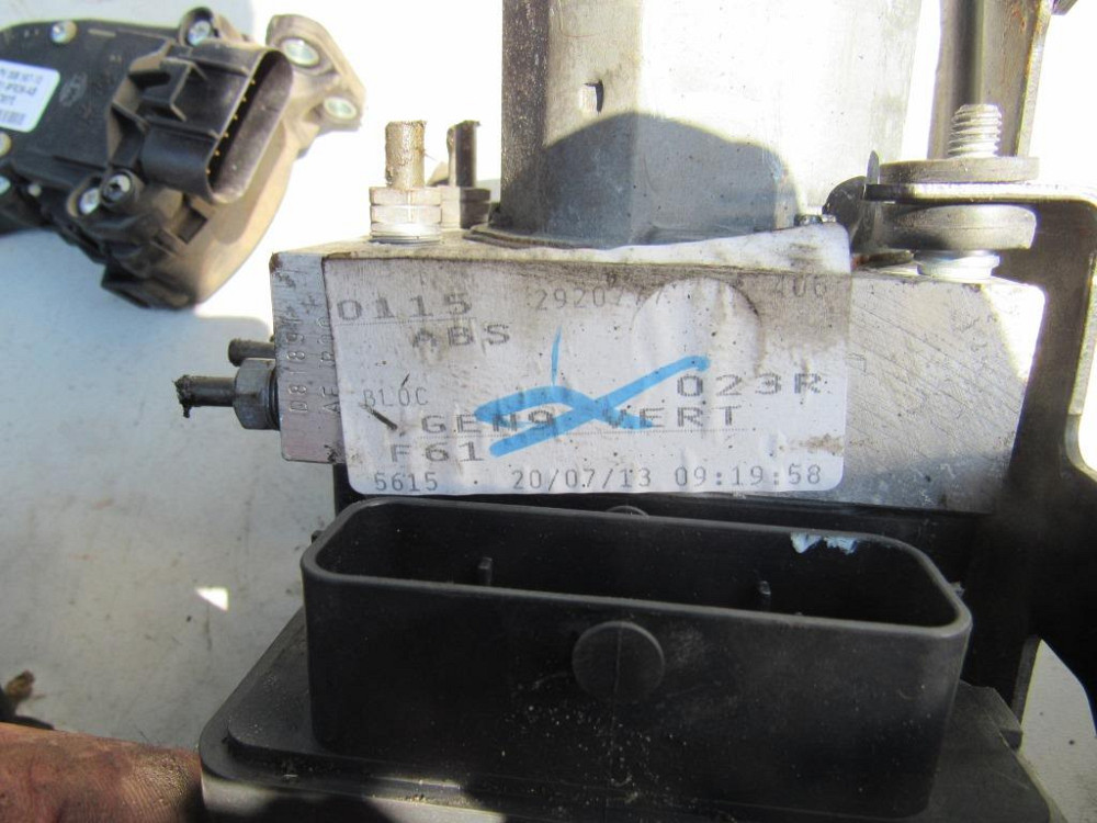 Блок ABS Renault Kangoo 2008-2016 Ковель - зображення 3