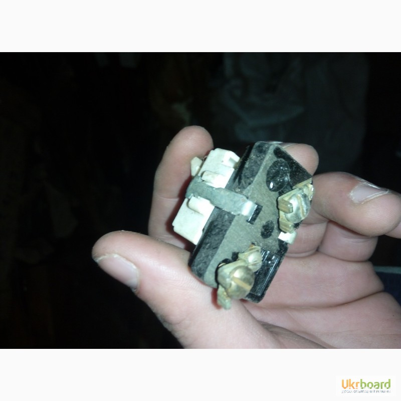 Тумблера 4а. 250в. -19шт Харків - зображення 4