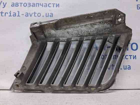 Решетка радиатора Mitsubishi L200 KB 2.5 DIESEL 4D56 2006 лев. (б/у) Киев